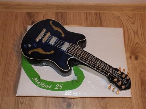 Postup výroby torty gitara